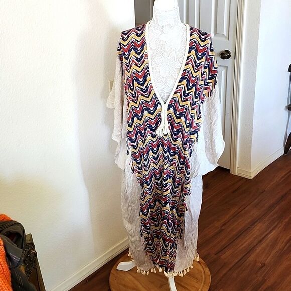 NWT Subtle Luxury Pool to Party Kaftan/Coverup - Picture 1 of 6